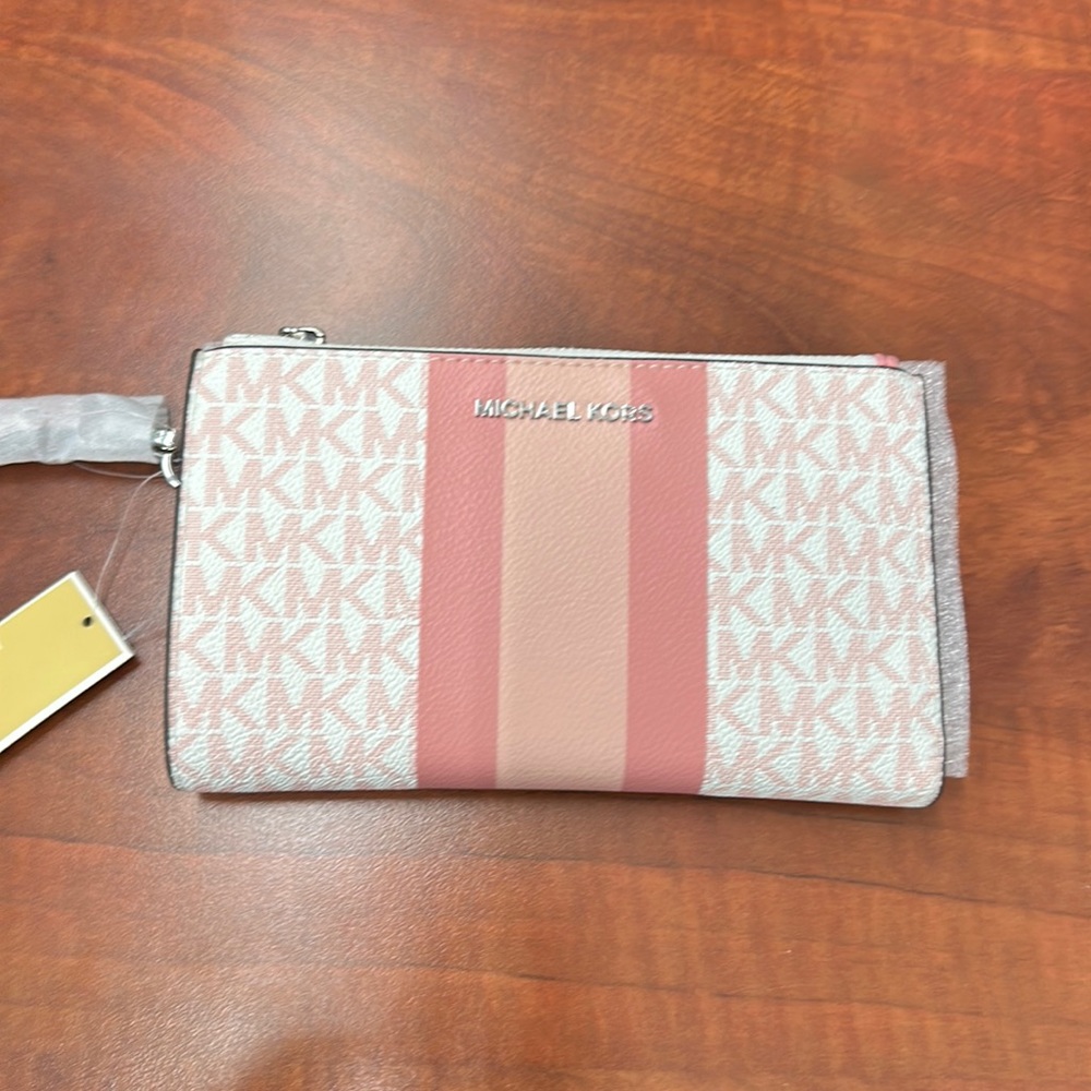 💕Michael Kors Double Zip Wristlet💕